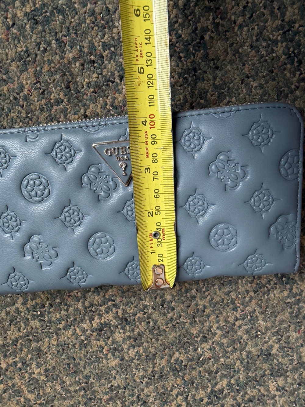 Guess Wallet - Picture 6 of 7